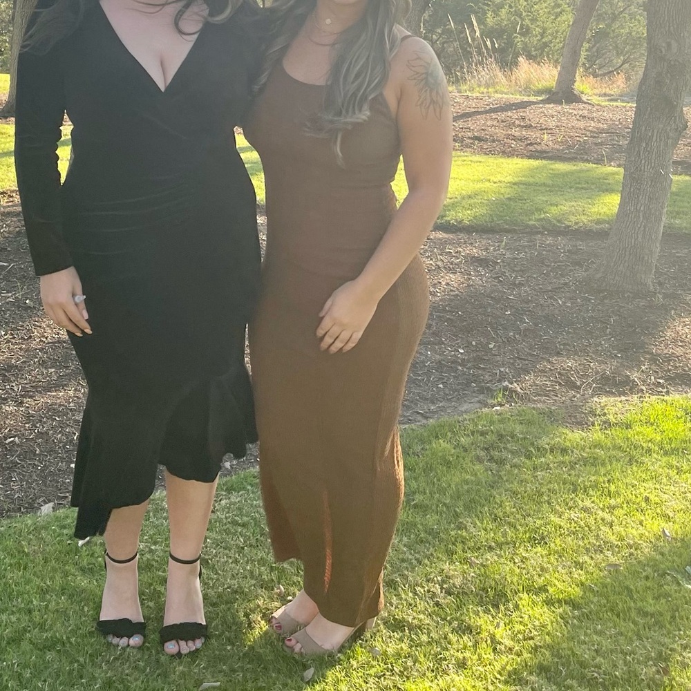 Long brown bodycon dress with stretch and adjustable straps